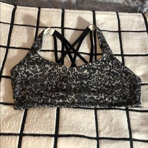 Lululemon Sports Bra size 8